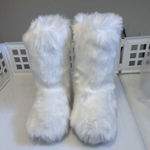 Womens White Faux Fur Winter Boots