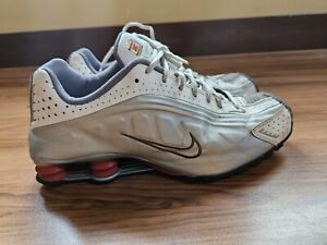 Nike Shox R4 Comet Red 104265-126 size 11