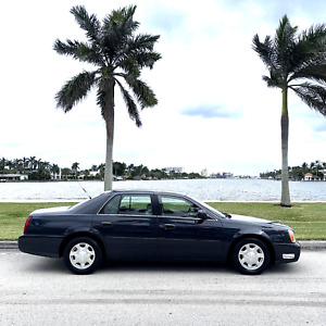 2001 Cadillac DeVille 1OWN LOW 37K MILES CLEAN CARFAX SEVILLE DTS