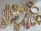 19 Vintage some signed seahorse/seashell/sea star multicolored mixed jewelry lot