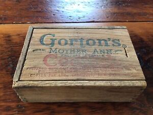 Vintage Gorton's Mother Ann Codfish Wooden Dovetail Box slide lid New Brunswick