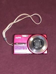 Pink Sanyo VPC-X1250 12.1MP Digital Camera No memory card Or charger, W/ Battery