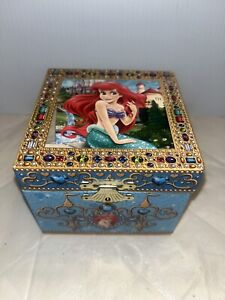 New ListingDisney Parks Music Jewelry Box Mermaid Princess Ariel “Under The Sea” Vintage
