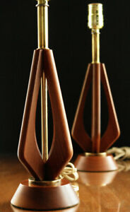 Vintage Pair 2 Mid-Century Mod Sculptuural Walnut Table Lamp 14-3/4