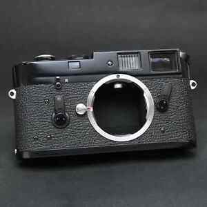 Leica M4 Black paint -Near Mint- #147
