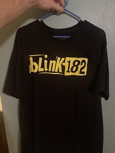 BLINK 182 shirt XL Hoodie Jacket Hat MGK Paramore Green Day Punk Skate Vintage