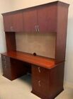EXCLUSIVE TRADITIONAL PAOLI EXECUTIVE COMPUTER DESK WITH HUTCH