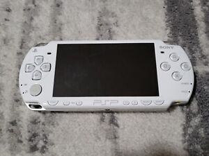 New ListingSony PSP 2001 Darth Vader Star Wars Special Edition White *BAD SCREEN FOR PARTS*