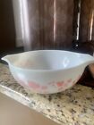 Vintage Pyrex Pink Gooseberry 443 Cinderella Mixing Bowl - 2 1/2 QT