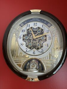 Seiko Wall Clock~Melodies in Motion~Swarovski Special Collectors Edition~2019