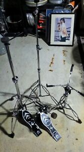 Bass drum pedal -  Hi Hat stand -  Snare stand - Cymbal stand - Used