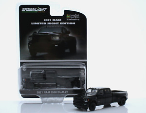 Greenlight 2021 Dodge RAM 3500 Dually Limited Night Edition Truck 1:64 Exclusive