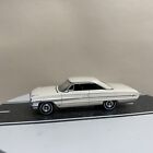 Auto World Vintage Muscle 1964 Ford Galaxie 500 XL Version A #4 White - 1:64 NM