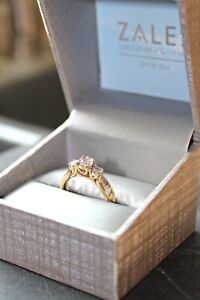 10K Yellow Gold Past Present & Future 1.00 CTTW Diamond Engagement Ring Size 8.5