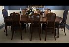 Drexel Marchesa dining room table and chairs in perfect condition, Vintage.