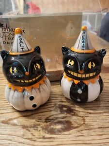 Johanna Parker Ceramic Vintage Halloween Carnival Cat Salt & Pepper Shaker Set