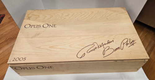 Opus One 2005 Wooden Wine Box Empty  with Lid  Crate  holds 6 bottle