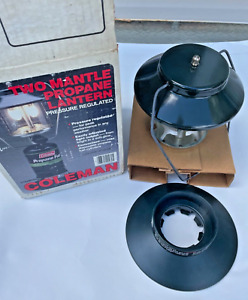 Coleman Lantern Propane Two Mantle 5152D700 With Original Box - Vintage