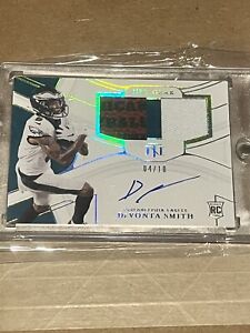 2021 National Treasures DeVonta Smith Rookie Auto RPA Gold /10 Eagles on card