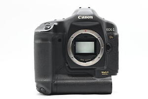 Canon EOS 1DS Mark II 16.7MP Digital SLR Camera Body [Parts/Repair] #036