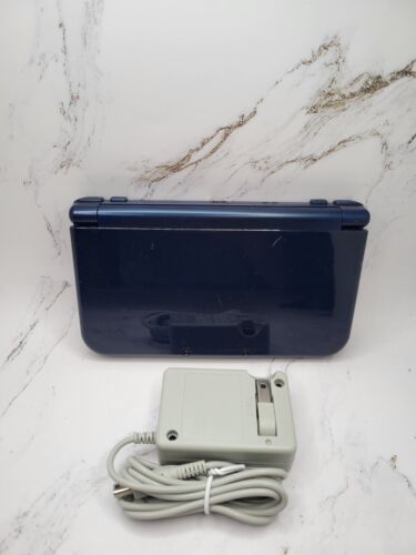 Nintendo New 3DS LL XL Region Free Charger SD and Stylus Included
