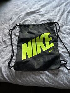 Nike Drawstring Bag black And Green