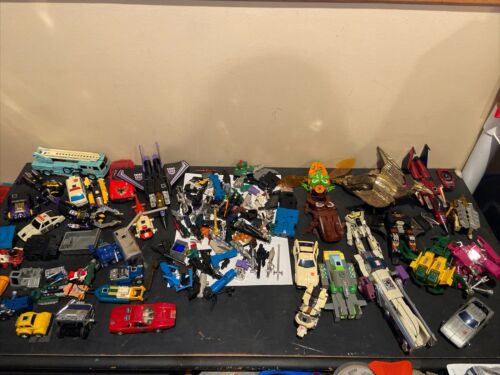 Transformers G1 Collector Cases Full of Vintage Transformer Figures Must See!!!
