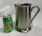 VOLLRATH Stainless Steel Pitcher #46016 with Ice Lip - 7 3/4