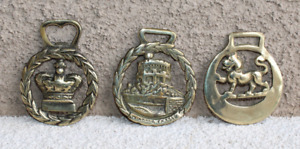 3 VTG brass horse harness medallions Lion Crown Windsor Castle British Royalty