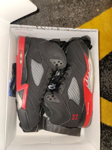Jordan 5 Retro Top 3 Size 11.5, PREOWNED Custom