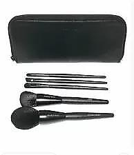 MARY KAY ESSENTIAL MAKEUP BRUSH COLLECTION WITH CASE- 5 BRUSHES - NEW