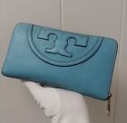 tory burch zip continental wallet In Pre Loved Condition 1 Owner OPEN TO OFFER!