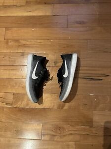 Nike Free RN Distance Mens Sz 10.5 Running Shoes Black White Sneakers Trainers