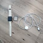 Apple Watch Series 3 38mm Silver Aluminium Case /White Sports Band (GPS + WiFi)