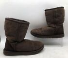 UGG Australia Womens Classic Short 5825 Brown Pull On Shearling Boots Size 6