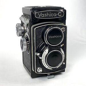 New ListingYASHICA C TLR 120 6x6cm Film Camera Vintage 1950's 80mm f/3.5 Yashikor Lens