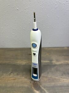 USED Oral-B/Braun 3738 Triumph Professional Care Electric Toothbrush Handle ONLY