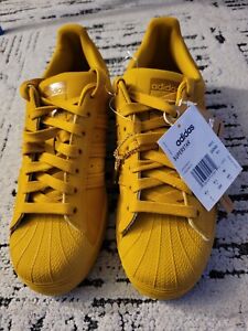Size 7 - adidas Superstar Yellow 2021