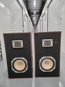 Sony SS-U50 Floor Standing Speakers Pair