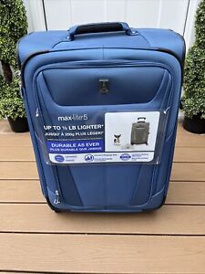 Travelpro Maxlite 5 Softside Expandable Luggage  4 Spinner Wheels,  25 Inch New