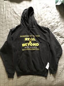 Paramore Takes Real X Beyond International - Europe Tour 2019 Small (S) Hoodie