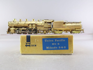 HO Brass Model - Balboa Union Pacific MK6 Foam Damage