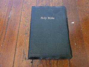 Vintage Small KJV Bible 1940's World Publishing Edition Black Cover