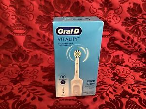 Oral-B Vitality Toothbrush FlossAction Rechargeable Electric Toothbrush NEW