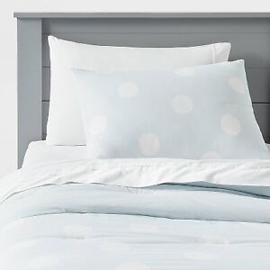 Full/Queen Scatter Dot Comforter Set - Pillowfort