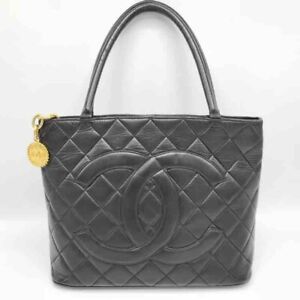 Chanel Medallion Tote Bag Shoulder Bag Diamond Quilted Caviar Leather Black