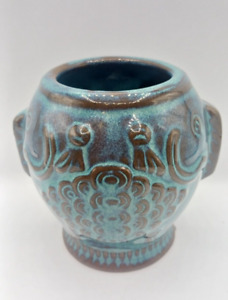 New ListingCanada CPNP Studio Art Pottery Small Hand Made Redware Vase Blue 3.5
