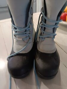 sorel winter boots women size 8