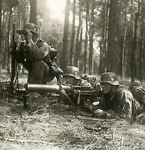 **BEST! Helmeted Wehrmacht Soldier Spotting for MG.08/15 Machine Gun Team!!!**