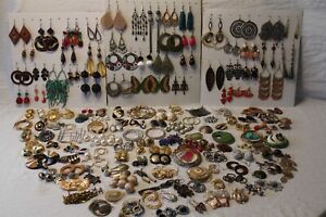 COSTUME JEWELRY EARRINGS LOT, 149 MATCHED PAIRS, FOR PIERSED EARS